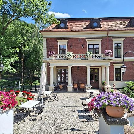 Hotel Charlotta Jedlina-Zdroj Luaran gambar