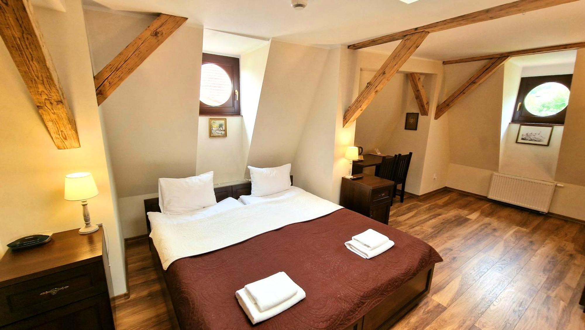 Hotel Charlotta Jedlina-Zdroj Luaran gambar
